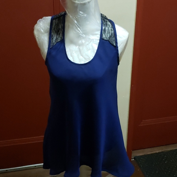 Aqua Tops - AQUA BLUE SLEEVELESS TOP SIZE MEDIUM